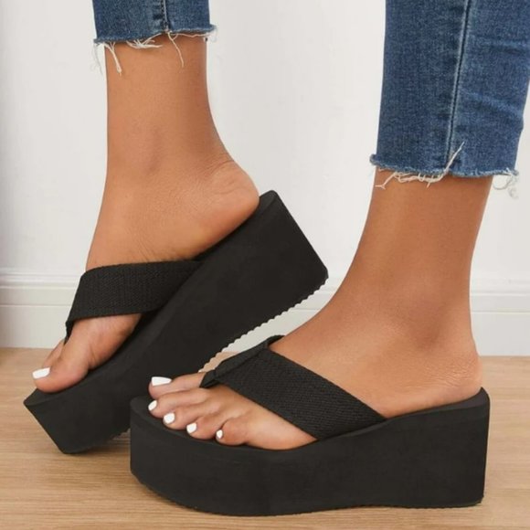 Restocked Black Foam Platform Wedge Flip Flop Sandals - Picture 4 of 9